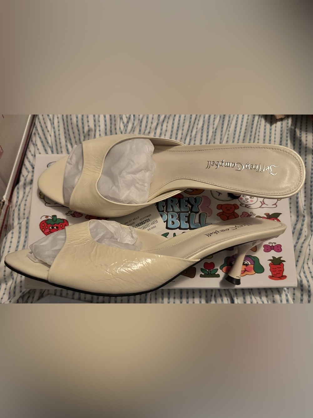 Jeffrey Campbell Cream pointed Open-Toe Kitten Heel Mules with box